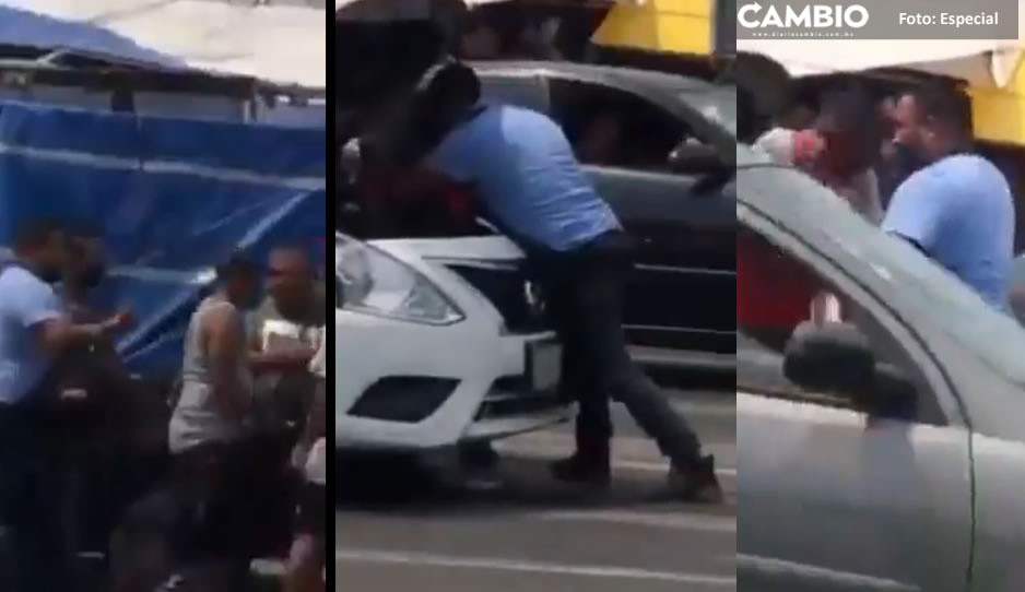 VIDEO: Así se roban espejos, estéreo y hasta la batería de un taxi en Iztapalapa