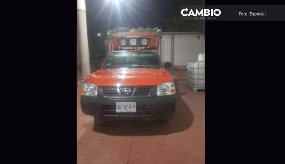 A mano armada, delincuentes roban camioneta en Santa María Actipan