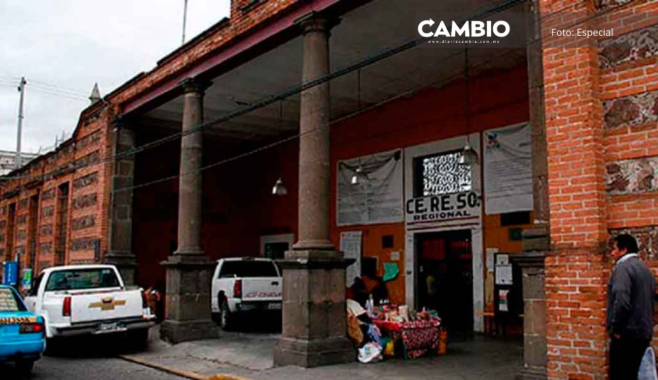 ¿Se fugó un reo? Reportan que liberaron a recluso por equivocación en penal de Cholula