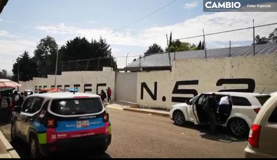 Estudiante de secundaria Técnica 52 llegó al salón de clases con pistola de postas (VIDEO)