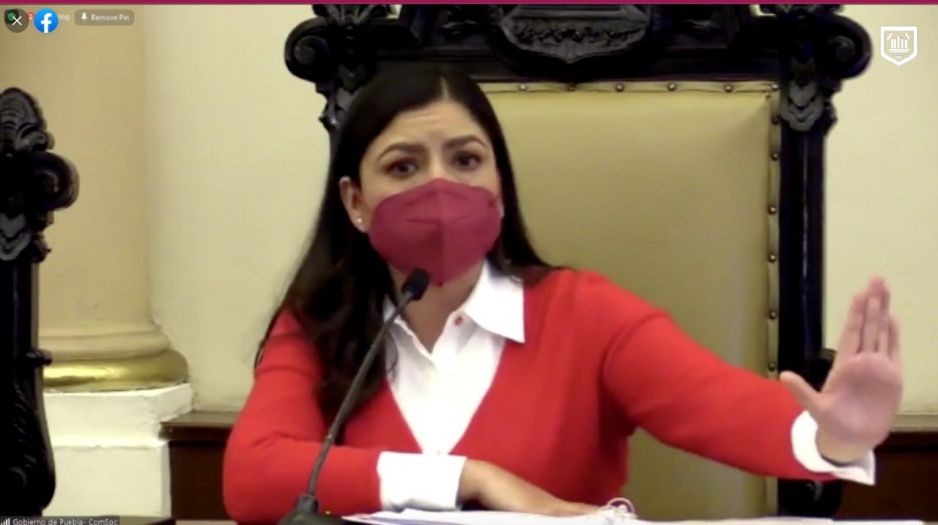 Claudia se despide siendo un desastre: aprueban bases para sus allegados pese a rebelión sindical (VIDEO)