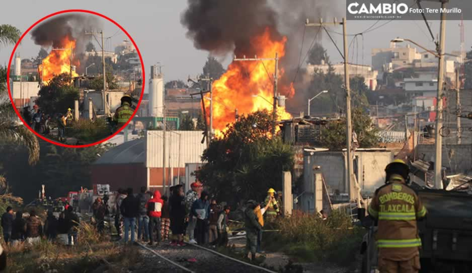 Va un muerto, siete heridos y 50 casas destruidas por la trágica explosión de gas en Xochimehuacan (VIDEO)