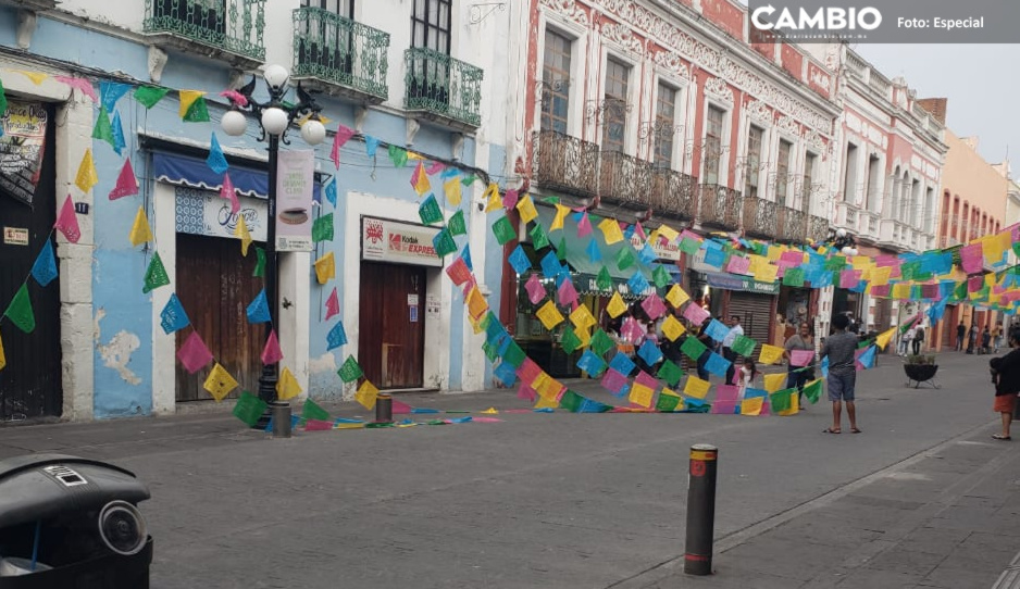 ¡Lo que el viento se llevó! Adornos de Lalo en la calle de los dulces no duraron ni una semana (FOTOS)