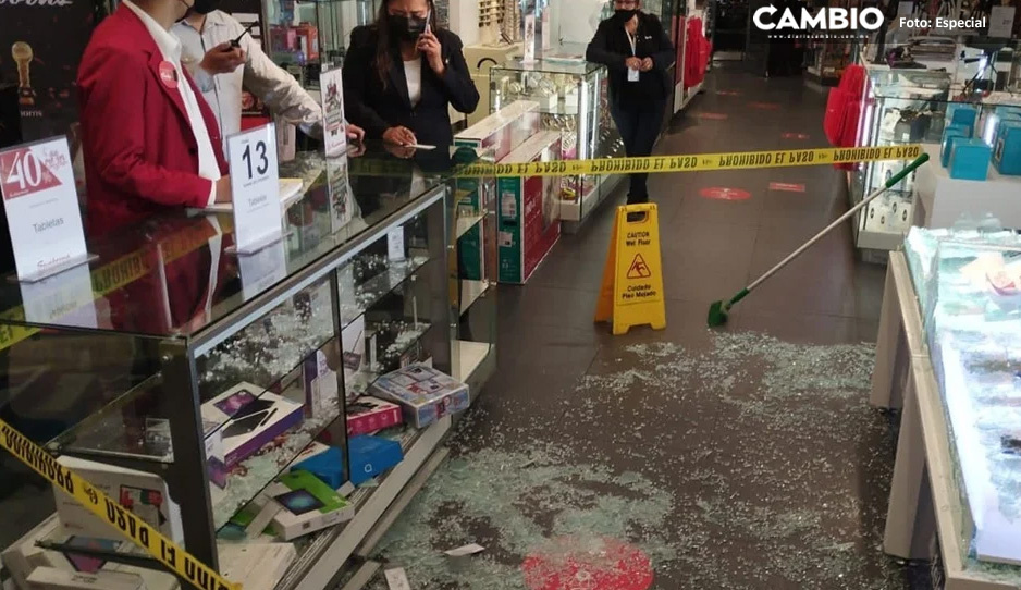 ¡El robo perfecto! Ladrones comen en Sanborns y después asaltan la sucursal   