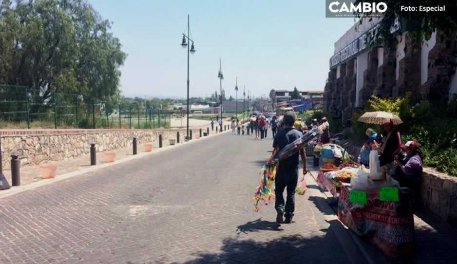 Ambulantes poblanos emigran a San Pedro Cholula tras operativos de Lalo Rivera