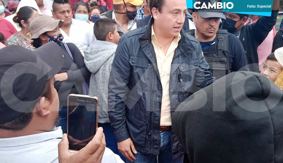 Atiende Mier Bañuelos a familiares de taquero asesinado en Tecamachalco