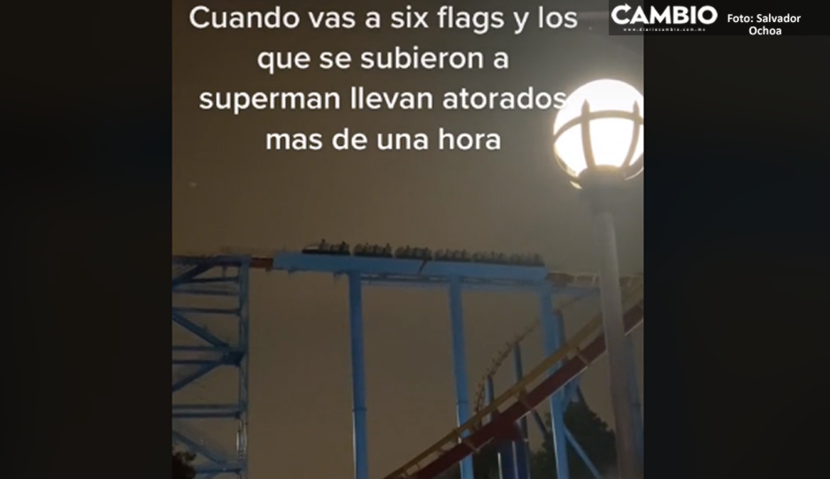 ¡Terror en Six Flags! Se quedan atorados en el Superman más de una hora (VIDEO)
