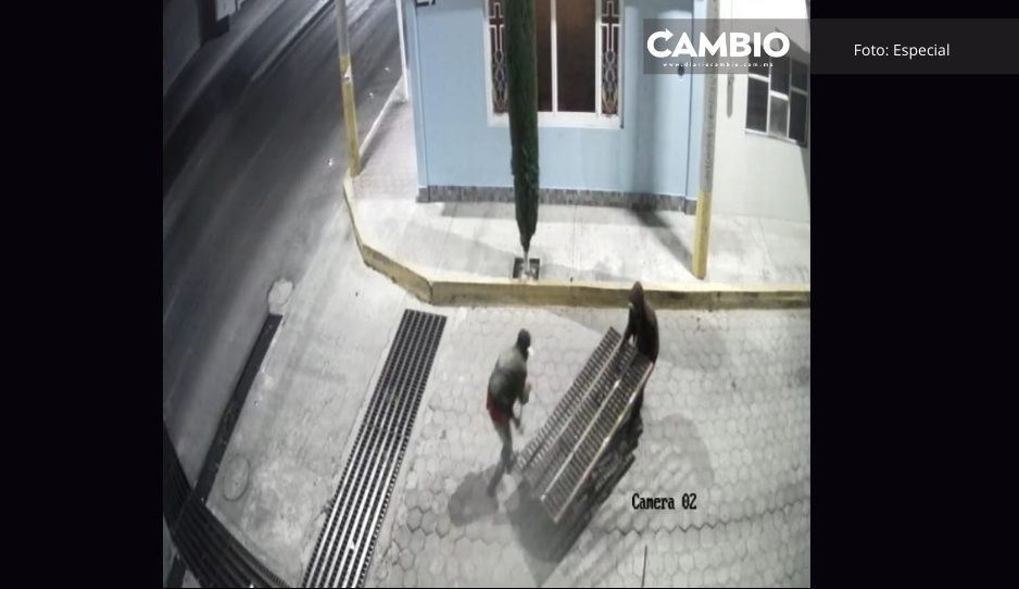 VIDEO: As&iacute; roban rejas de las alcantarillas en Tecamachalco