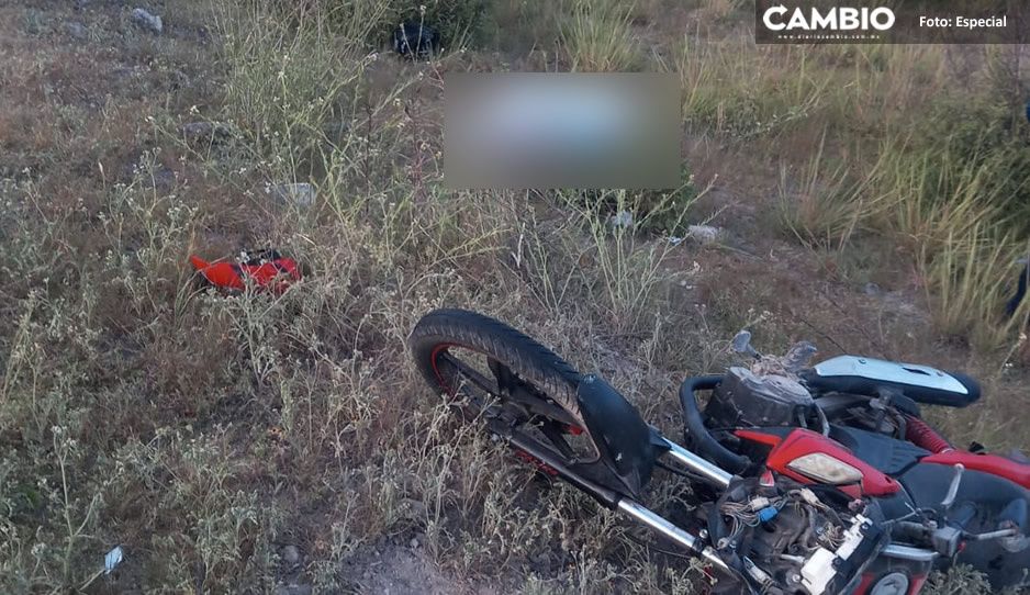 ¡Último viaje! Muere motociclista tras derrapar en carretera Acatzingo-Huixcotla