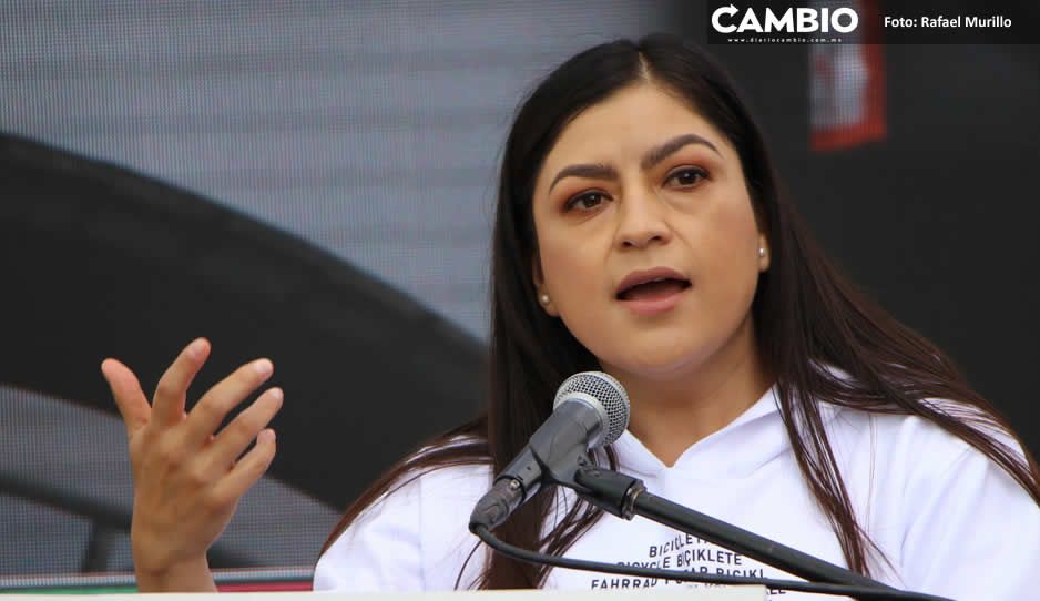 Con ampliación de 15 millones Claudia Rivera pagó en julio condones, conferencias y una boda