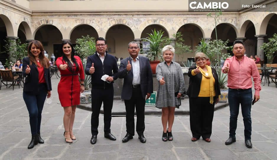 Camarillo consuela a los candidatos perdedores del PRI a diputados federales
