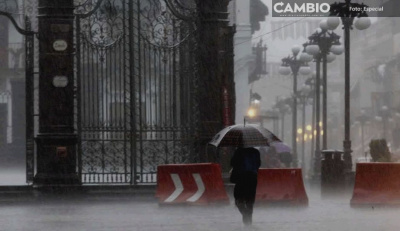 Saca el paraguas y las botas; pronostican fuertes lluvias, descargas eléctricas y granizo en Puebla