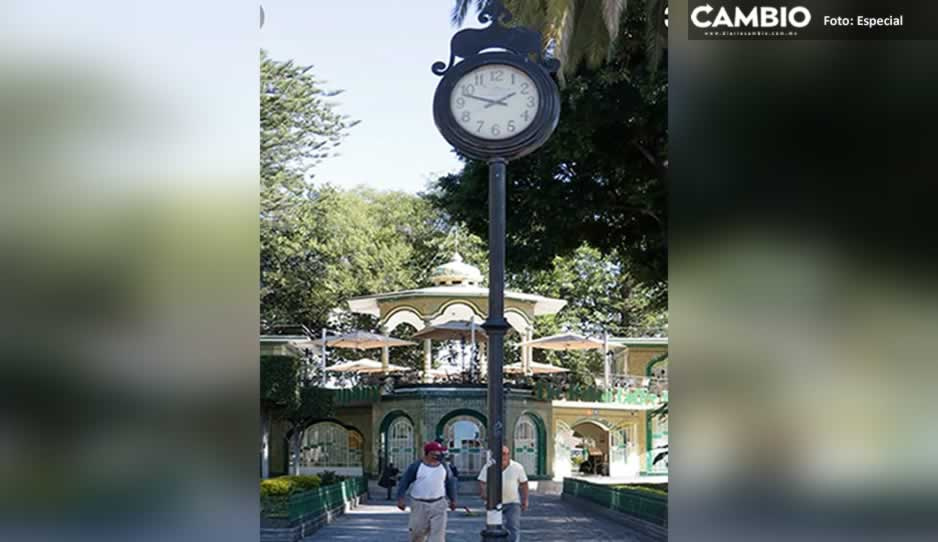 Darán mantenimiento al icónico reloj del zócalo de Atlixco