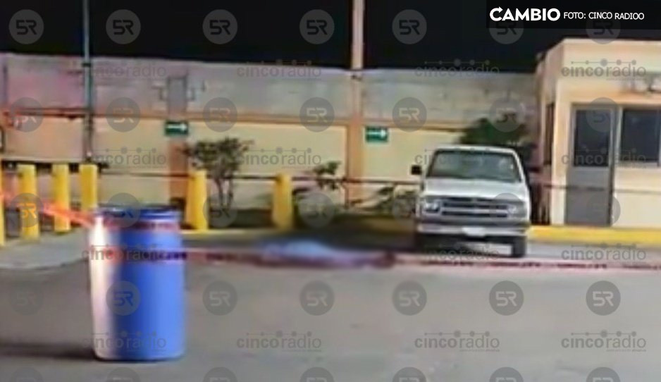 Delincuentes asesinan a policía auxiliar en intento de asalto a gasolinera de Amozoc