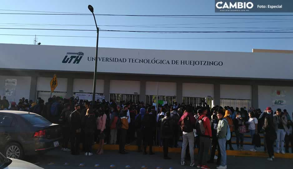Docentes toman la UTH; exigen diálogo con autoridades estatales