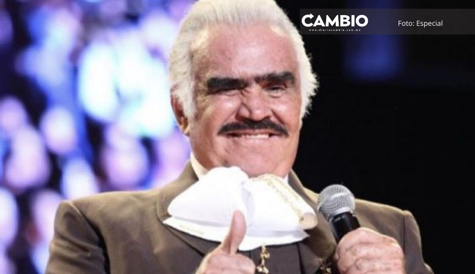 Confirman médicos que Vicente Fernández dejó terapia intensiva: está rodeado de su familia