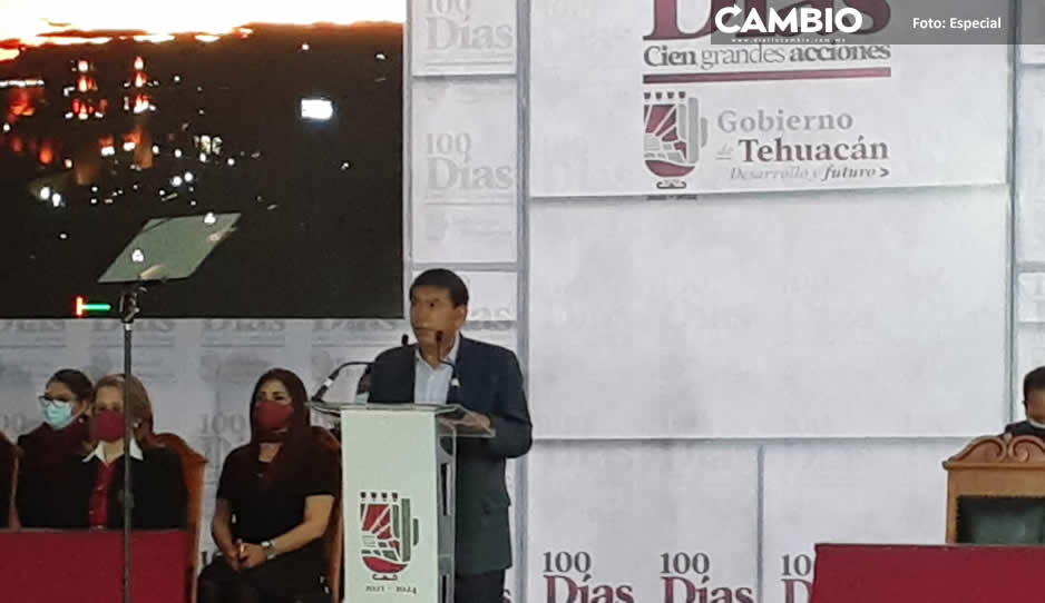 Pedro Tepole rinde informe de sus primeros 100 días de gobierno en Tehuacán