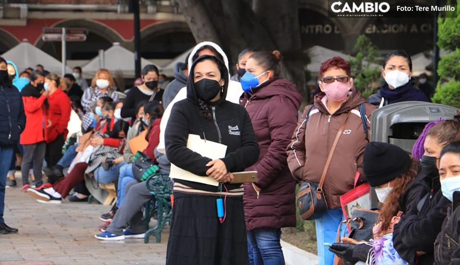 Feria de la Salud llega al zócalo; acuden cientos de mujeres a mastografías y papanicolaou gratis