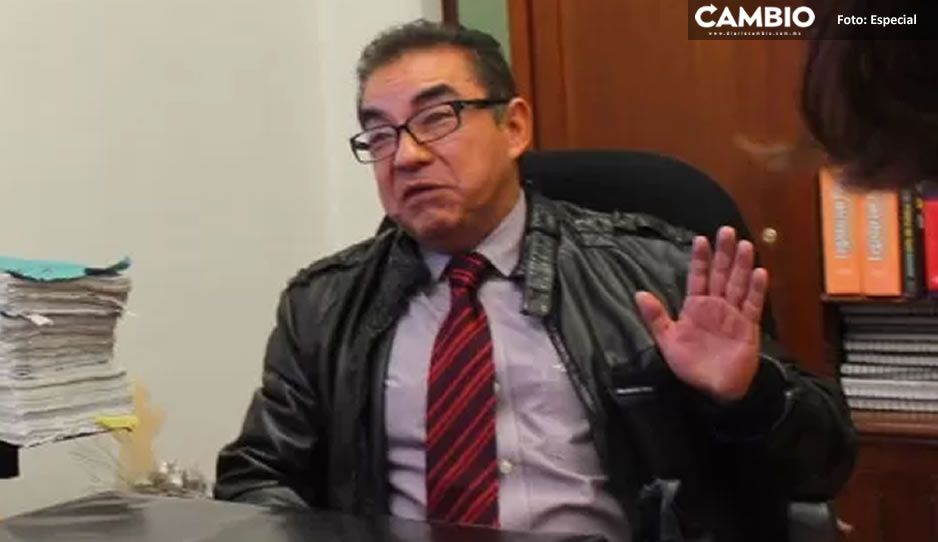 Vinculan a proceso a Alejandro León Flores, el Juez sin título