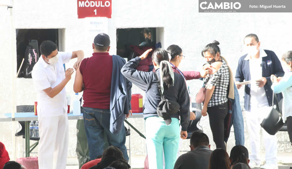 Puebla cerró octubre con el 87 por ciento de su población de mayores de edad vacunada