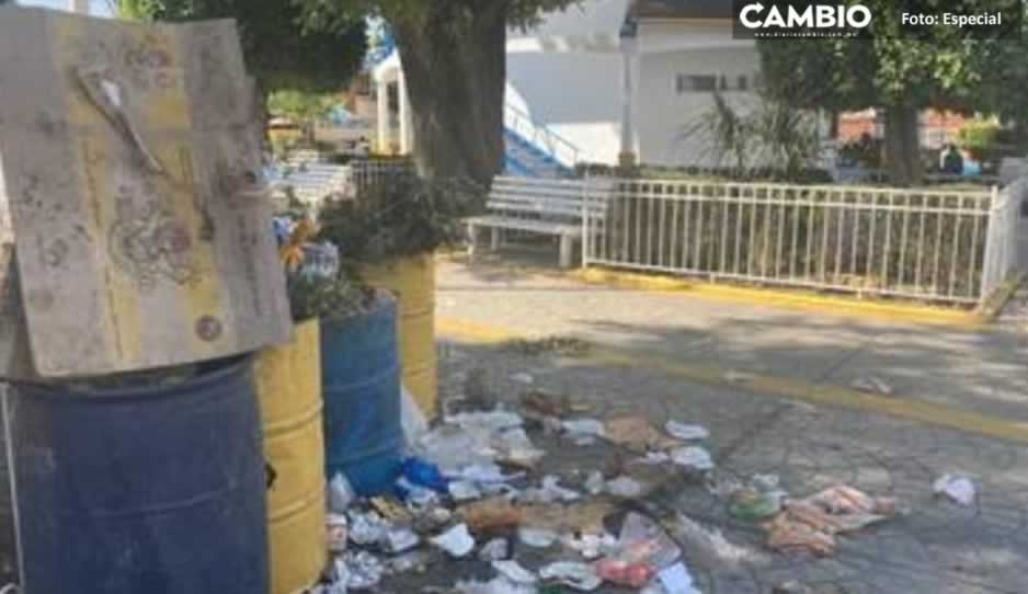 Gerardo Sánchez ignora la basura como la inseguridad, deja botes repletos de desechos en Coronango
