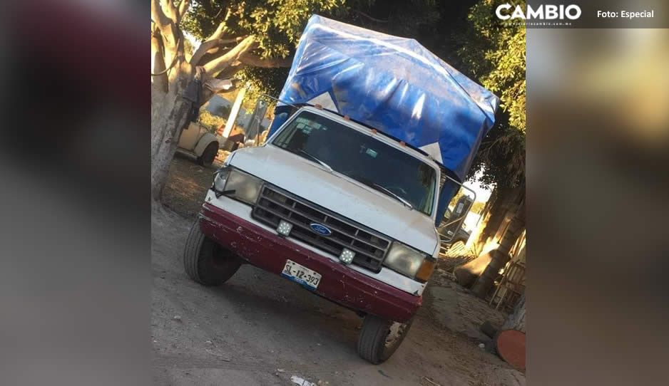 Con lujo de violencia, comando armado roba camioneta a comerciante en Cuapiaxtla