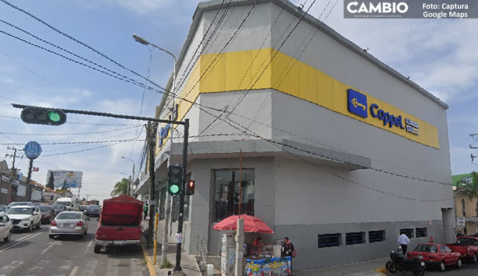 Comando armado atraca Coppel de Plaza Crystal; se llevan dinero en efectivo y artículos de valor