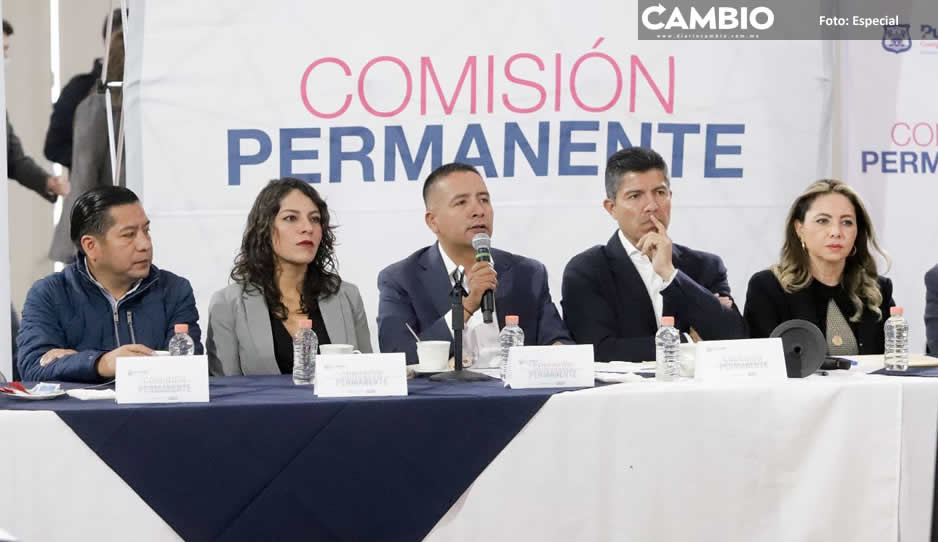 Recibe Mundo Tlatehui a integrantes de la Comisión Permanente por Puebla