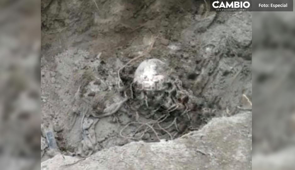 Localizan osamentas humanas en fosa clandestina en Xochiltenango