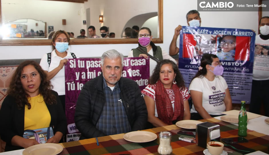 Senador de Morena se reúne con familia de las víctimas del caso Coyomeapan (VIDEO)