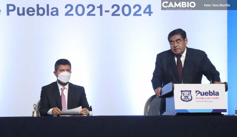 Barbosa desea a Lalo Rivera tres años de progreso, así como corregir el desastre heredado (FOTOS Y VIDEO)