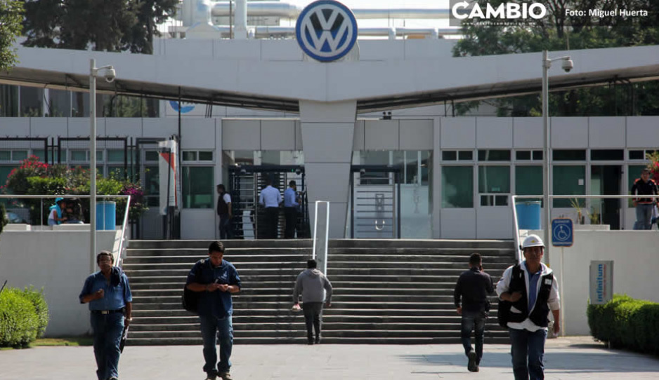 Volkswagen habría acordado histórico aumento salarial de 11% con sindicato