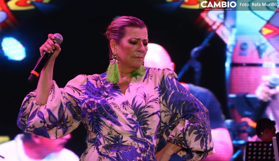 VIDEO: Se desborda la violencia y Lalo pone a bailar a poblanos con “La Diosa de la Cumbia”… ¡gastó 3.4 millones!