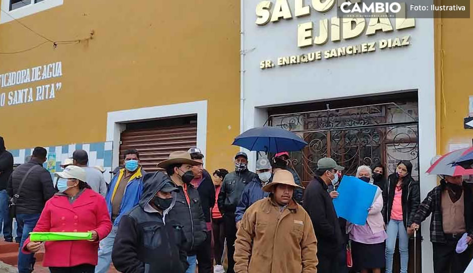 Ejidatarios exigen renuncia de directora de turismo tras proyecto de las luciérnagas en Tlahuapan