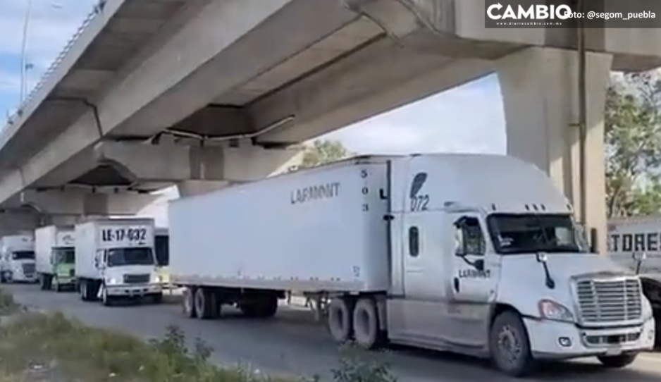 Comerciantes reabren autopista México-Puebla luego de casi tres horas de bloqueo