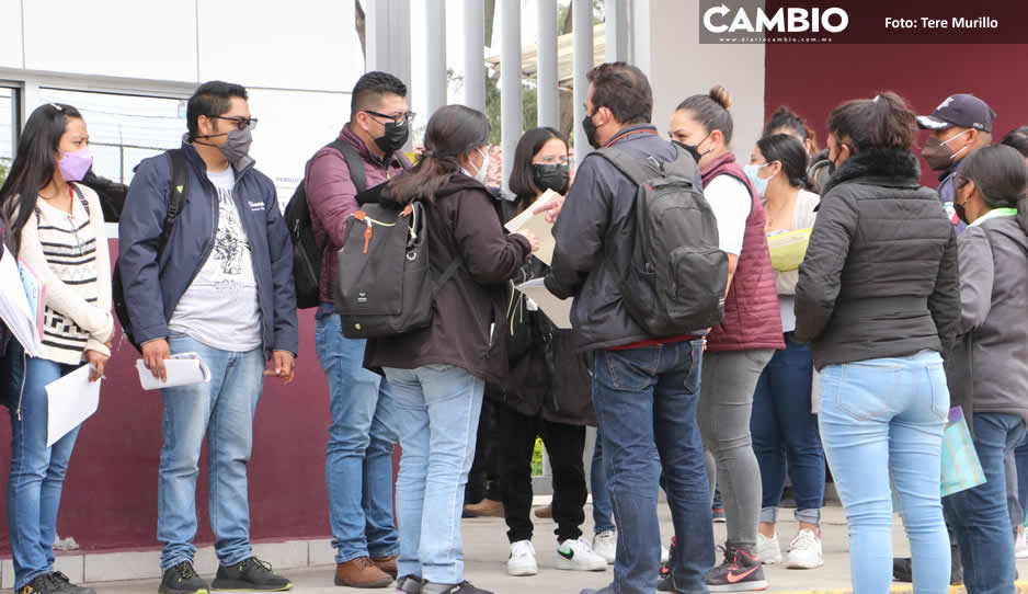 Sin fecha para el arranque de vacunación a maestros y personal docente en Puebla