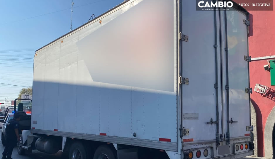 Hasta roban camión con paquetería de Amazon en Texmelucan