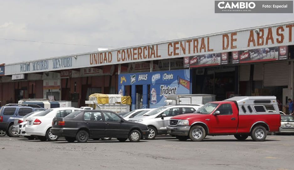 Fin de semana violento en la Central de Abasto: asaltan a cuentahabiente y ejecutan a comerciante