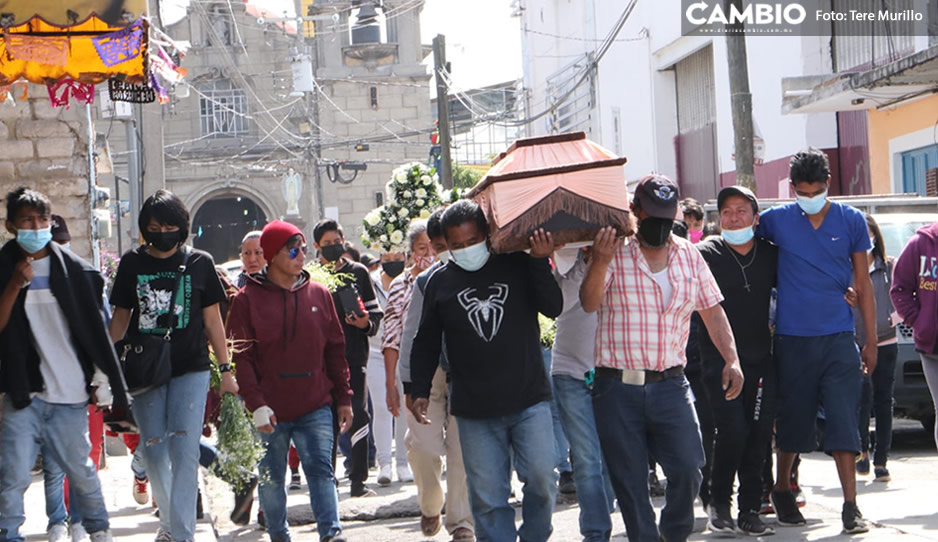 Así despidieron a abuelita de los Bolaños; víctima fatal de la explosión en Xochimehuacan (VIDEO)