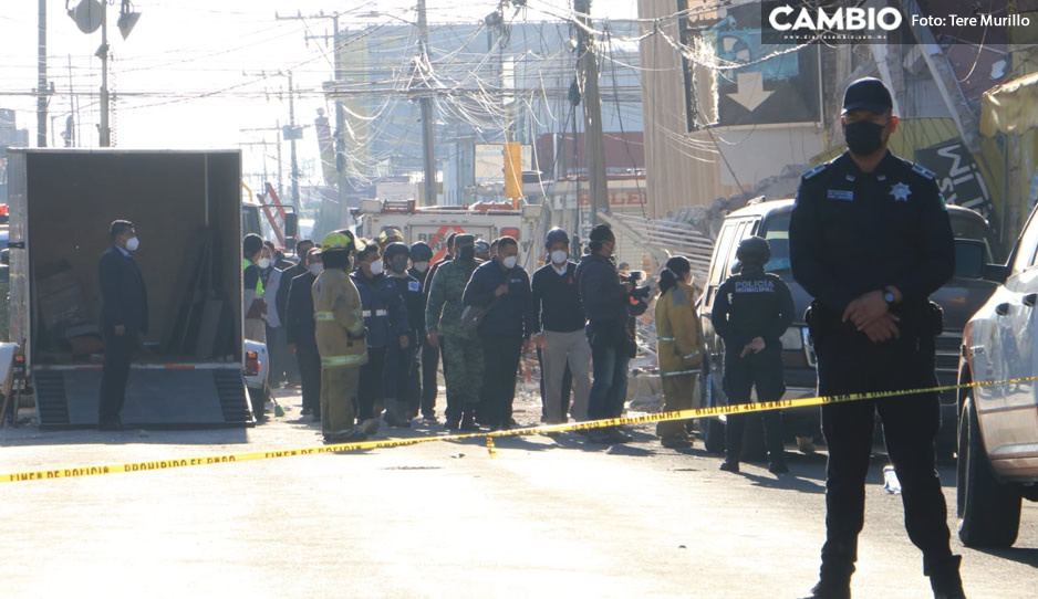 Novios y Griselda, son los atrapados en los escombros en la explosión de la Diagonal