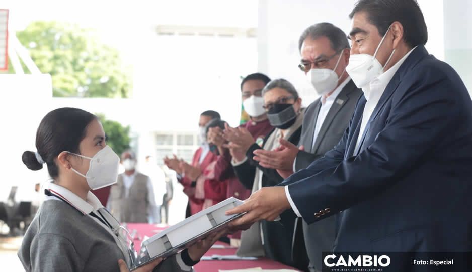 El gobernador encabeza arranque del Ciclo Escolar 2021-2022 en Tehuacán (VIDEOS)