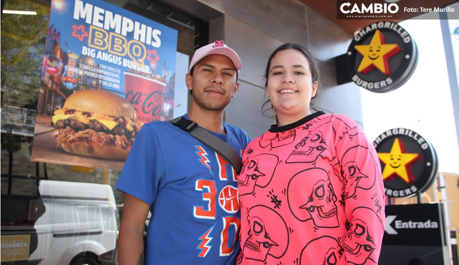 ¡Aman a Carl’s Jr.! Ximena y Alexey, la primera parejita en recibir cuponera de hamburguesas gratis todo el año