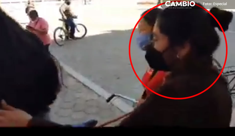 Exhiben VIDEO en donde presuntamente colaboradoras de Inés Parra amenazan a hijos del edil de Ajalpan