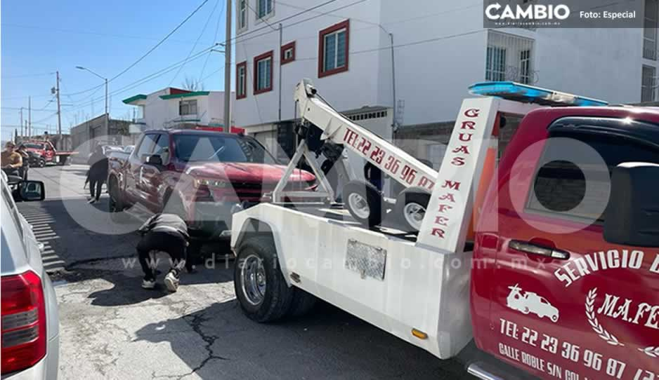 Aseguran dos camionetas y predio en Totimehuacan; estaría relacionado con los cuatro ejecutados