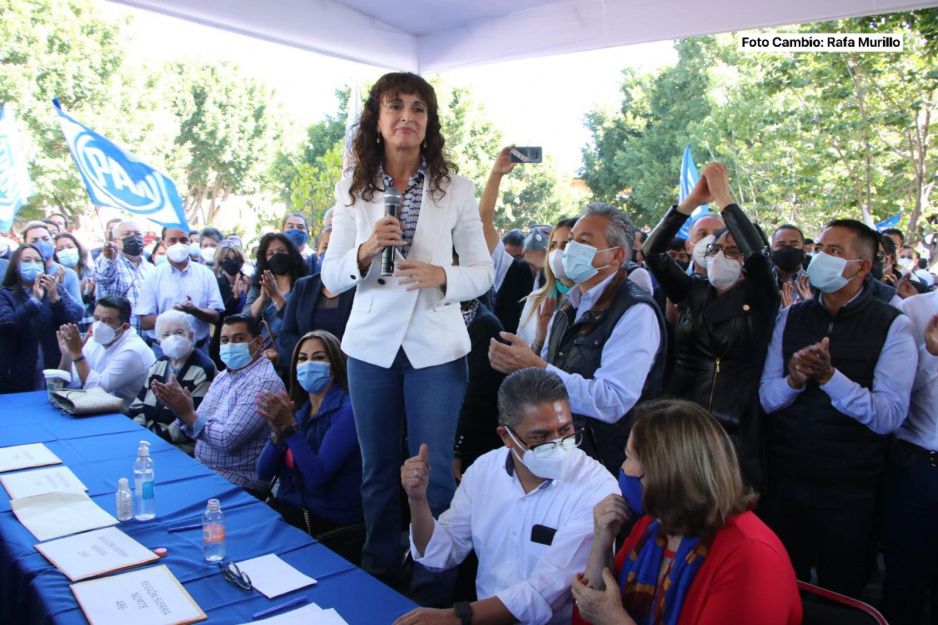 Cobijada de Lalo Rivera y Tlatehui, Augusta Díaz va por la dirigencia estatal del PAN (VIDEO)