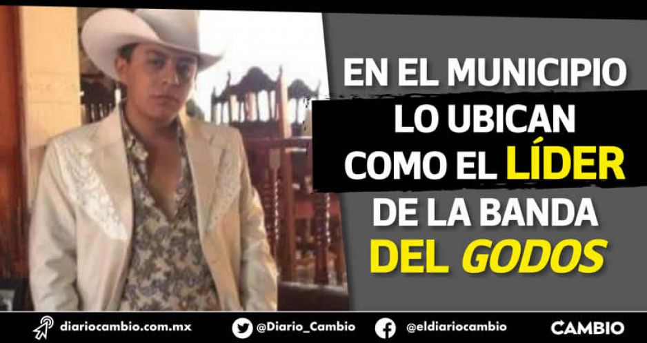 En Tepeyahualco acusan a Said Godos de ser narcocandidato que amenaza y regala blocks