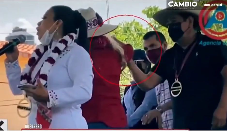 VIDEO: Captan a Salgado Macedonio jaloneando a su hija Evelyn en evento de campaña