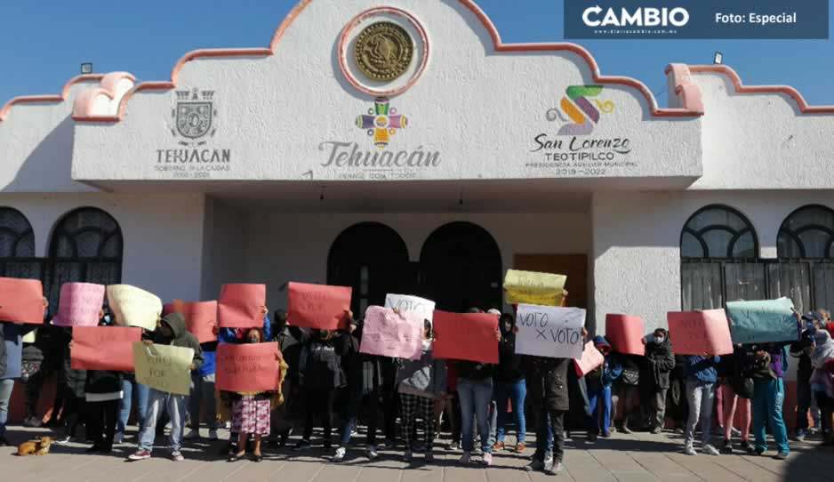 Pobladores toman presidencia auxiliar de San Lorenzo Teotipilco; exigen recuento de votos
