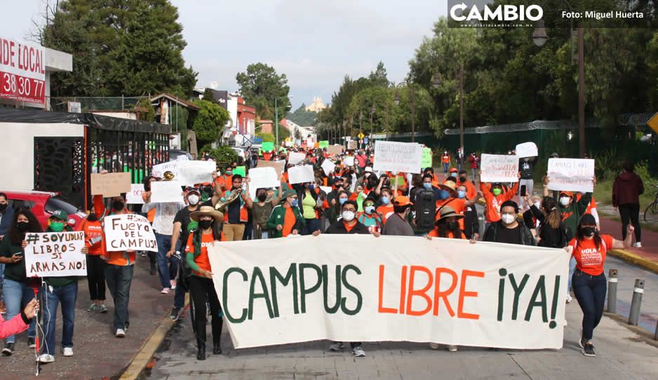 Segunda protesta estéril en la UDLAP: sigue cerrada a 2 meses de la intervención (FOTOS Y VIDEO)