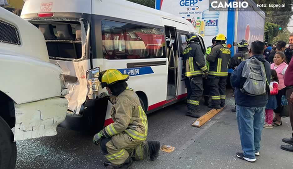 &iexcl;Trailerazo! Se queda sin frenos y choca vs Ruta 58 en Mercado Morelos; deja 10 lesionados